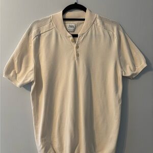 008M Zara men’s  Cream Short Sleeve Top